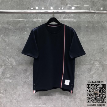 톰브라운 THOM BROWNE 반팔티 남성용