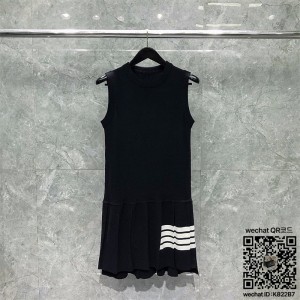 톰브라운 THOM BROWNE 원피스