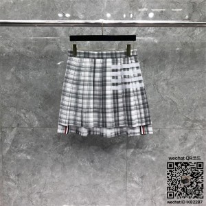 톰브라운 THOM BROWNE 치마