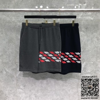 톰브라운 THOM BROWNE 반바지