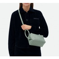 보테가베네타 BV  스몰 핸들 루프백 796615