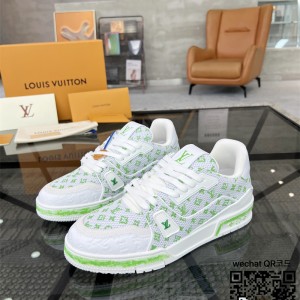 루이비통 트레이너 스니커즈