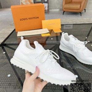 루이비통 스니커즈