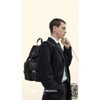 프라다 삼각로고 나일론 백팩  2VZ110