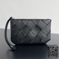 보테가베네타 미디엄 디아고 파우치 795119