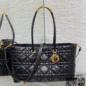디올 Toujours 신상 쇼퍼백
