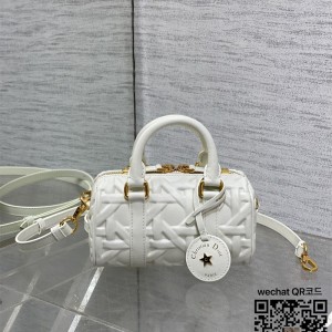 디올 DIOR 신상 그루브17백