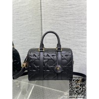 디올 DIOR 신상 그루브25백