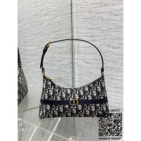 디올 30몽테인 신상  호보백