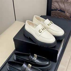 새넬 로퍼 구두 슈즈