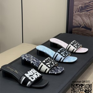 디올 힐 샌들 슬리퍼