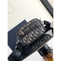 디올 오블리크 크로스백 스몰