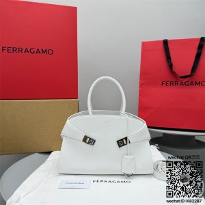 페라가모 허그 탑 핸들백 (S) 스몰