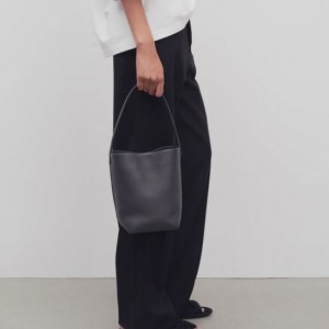 더로우 파크백 스몰 Park Tote 스웨이드백