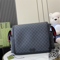 구찌 메신저백 495909