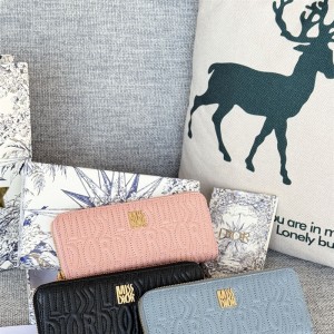 루이비통 미스디올 장지갑