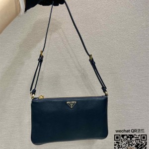 프라다 PRADA  가죽 파우치 1BC238