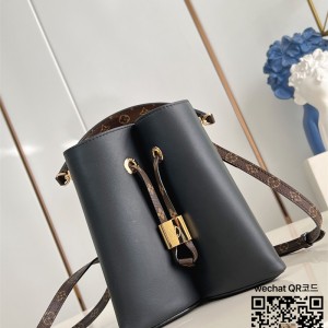 루이비통  블룸 PM M13843