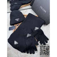 프라다 PRADA  모자 목도리 장갑 세트