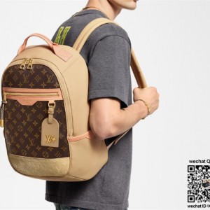 루이비통 Louis Vuitton  아웃도어 백팩 M12624