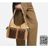 루이비통  호보 카고  M12697