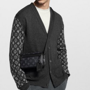 루이비통 보스포어 웨어러블 월릿 M12599