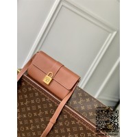 루이비통 월릿 온 체인 M12147