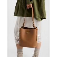 프라다 미디엄 가죽백 1BE080