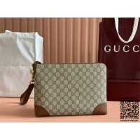 구찌 GG 엠블럼 스몰 비즈니스 케이스 821156