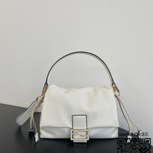 펜디 신상 바게트백