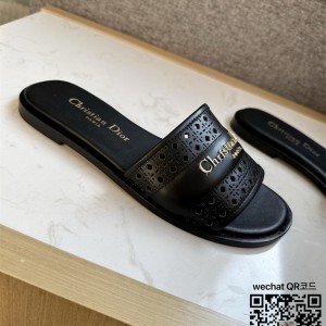 디올 힐 샌들 슬리퍼