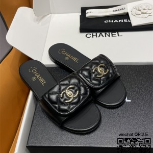 샤넬 힐 샌들 슬리퍼