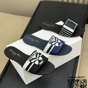 디올 힐 샌들 슬리퍼