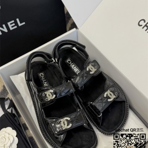 샤넬  힐 샌들 슬리퍼