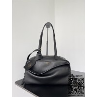 발렌시아가 여성 캐리 미디엄 볼링백 블랙