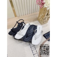 프라다 힐 샌들 슬리퍼