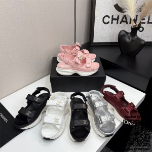 샤넬 힐 샌들 슬리퍼