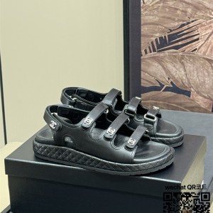 샤넬 힐 샌들 슬리퍼