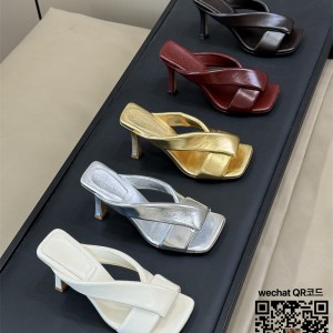 보테가베네타  힐 샌들 슬리퍼