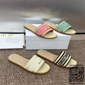 디올 힐 샌들 슬리퍼