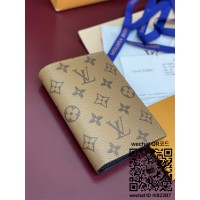 루이비통 패스포트 커버 여권지갑  M64502