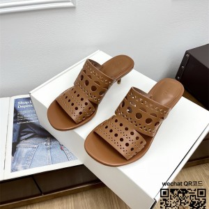 로에베 힐 샌들 슬리퍼