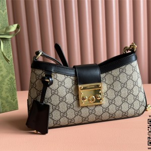 구찌 패드락 스몰 숄더백 811705