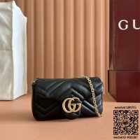 구찌 GG 마몽 미니 숄더백 841290