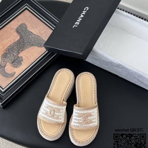 샤넬 힐 샌들 슬리퍼