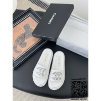 샤넬  힐 샌들 슬리퍼