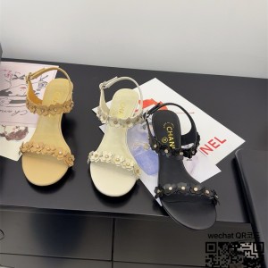 샤넬  힐 샌들 슬리퍼