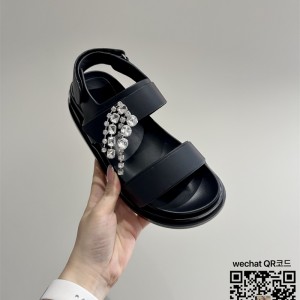 지미추  힐 샌들 슬리퍼