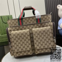 구찌 GG  오리지널 GG 더플백 768116  768116
