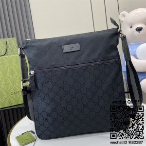 구찌 GG 스몰 캔버스 메신저백 블랙 449185